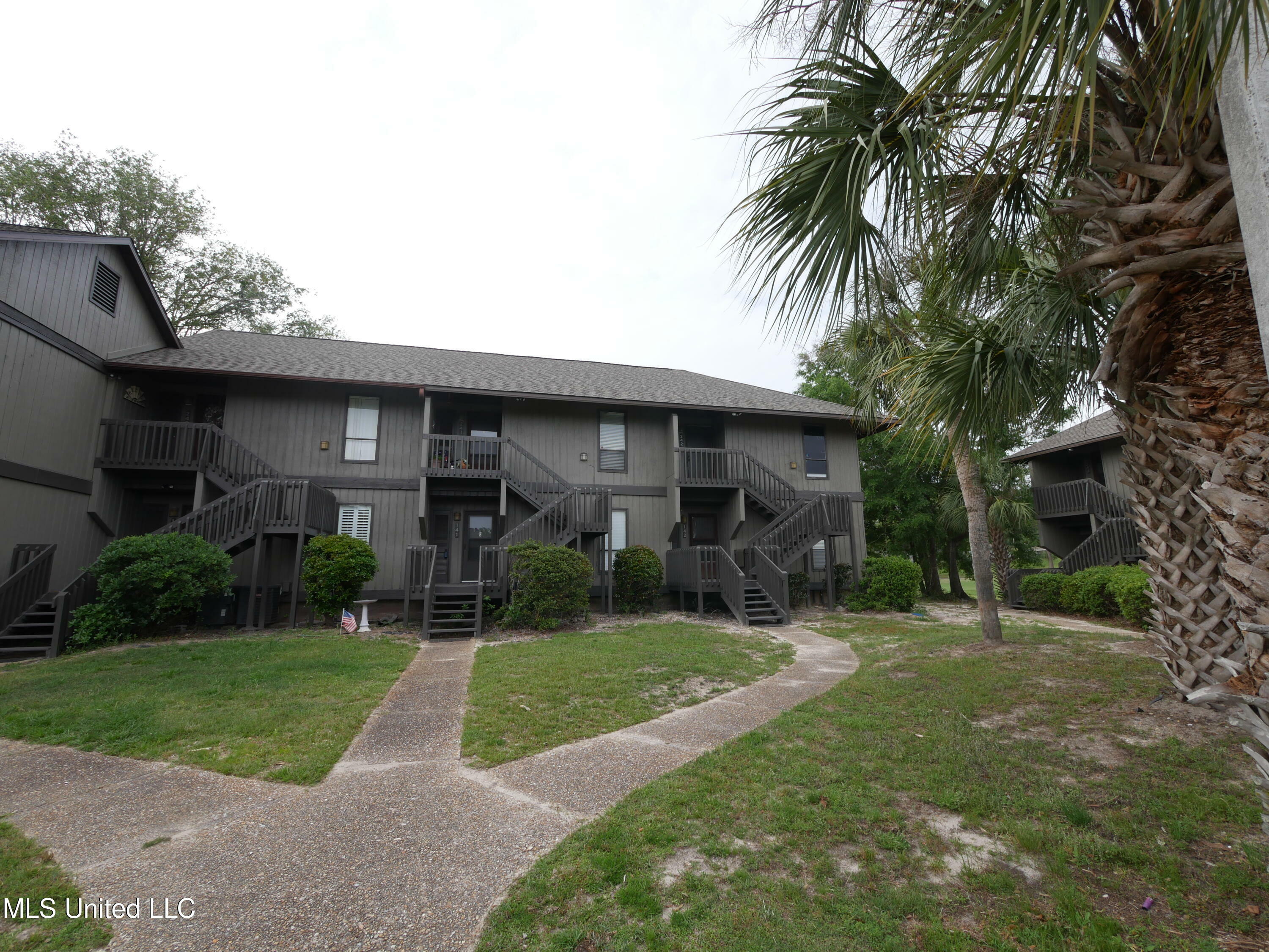 Property Photo:  141-B Lanai Street  MS 39525 