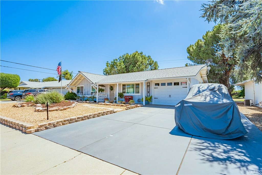 Property Photo:  29039 Thornhill Drive  CA 92586 