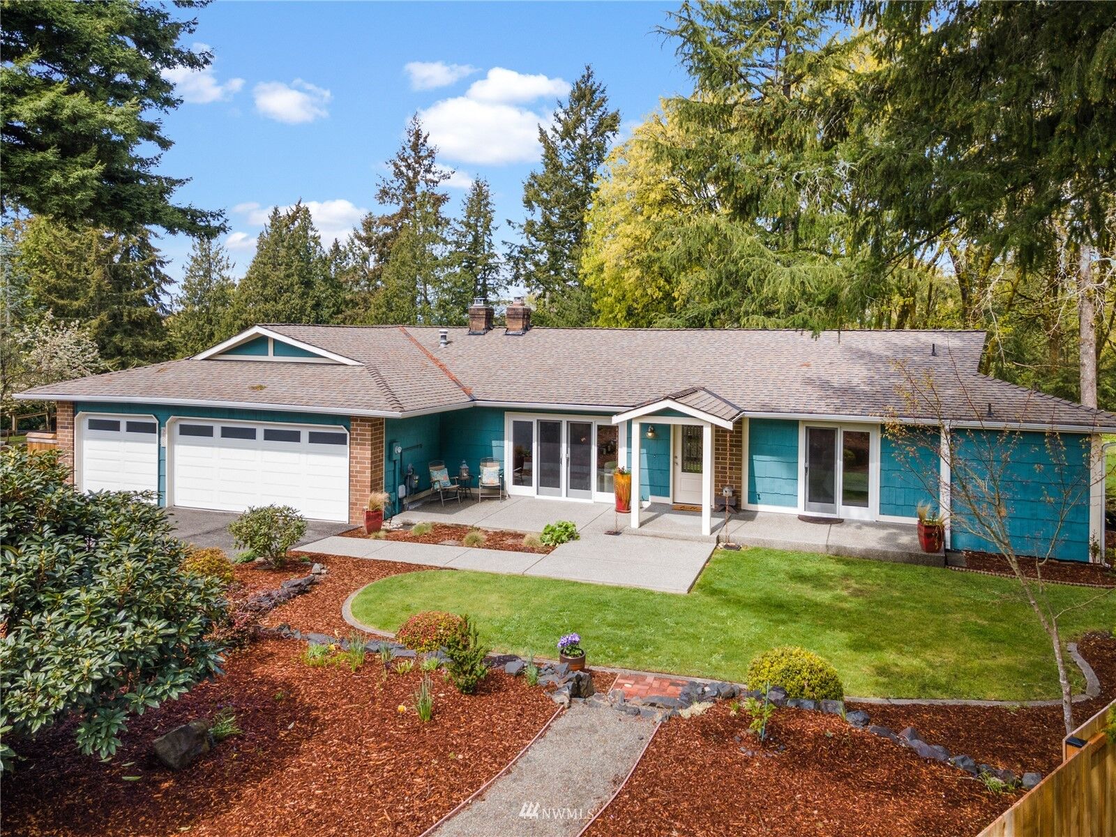 Property Photo:  3706  47th Avenue Ct NW  WA 98335 