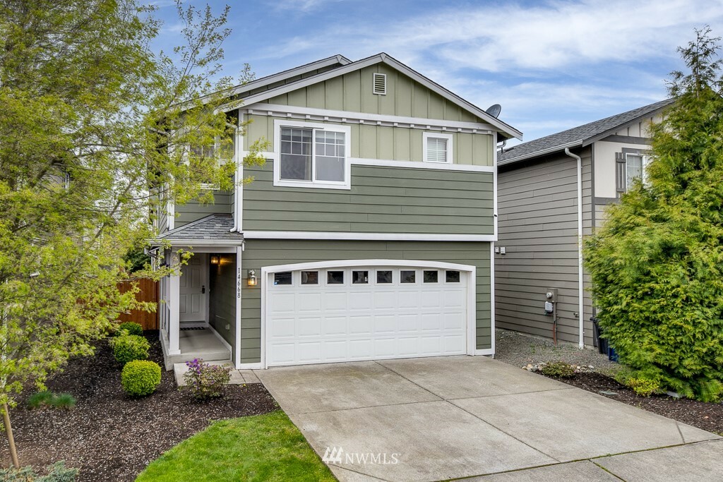 Property Photo:  14668 50th Avenue NE  WA 98271 