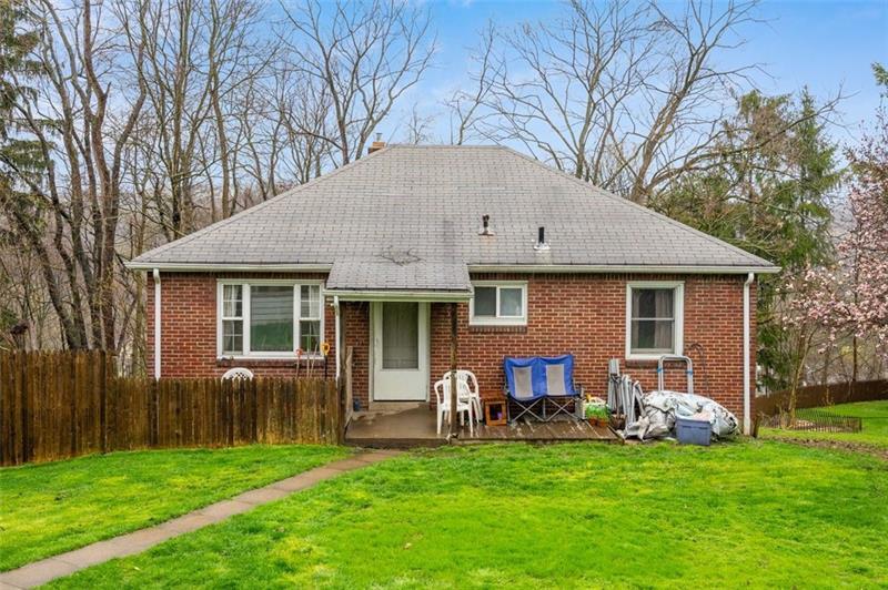 Property Photo: 1514 Maple Ave PA 15116
