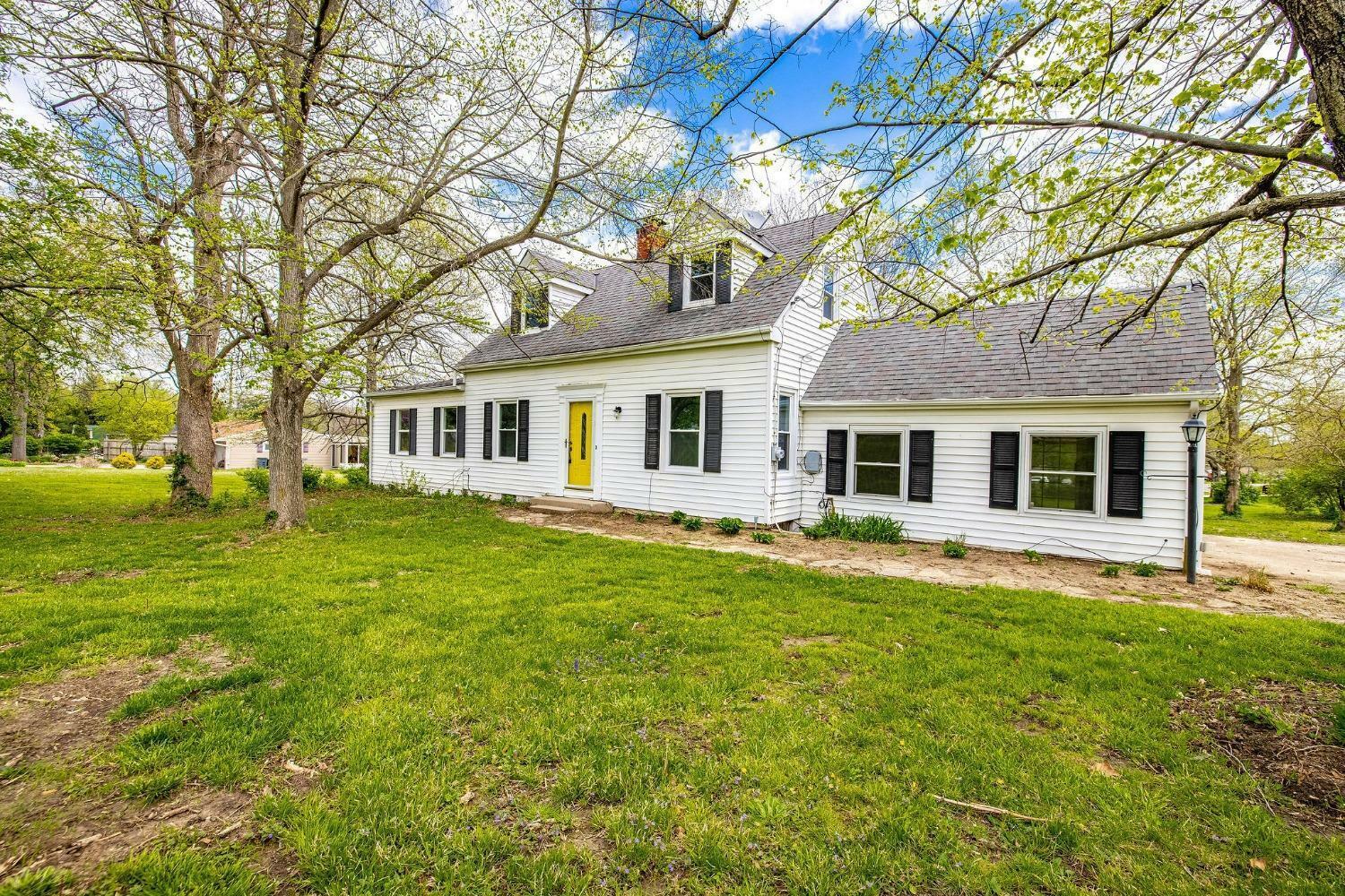 Property Photo:  6604 Hamilton Middletown Rd  OH 45044 