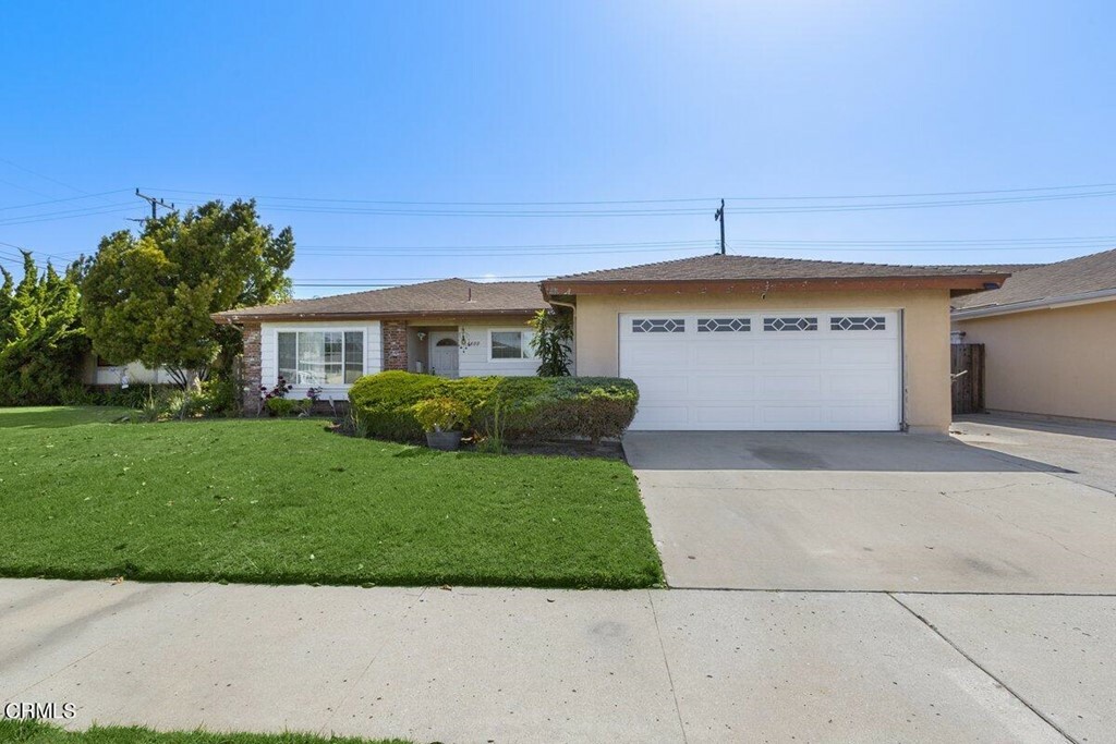 Property Photo:  4400 Reeder Avenue  CA 93033 