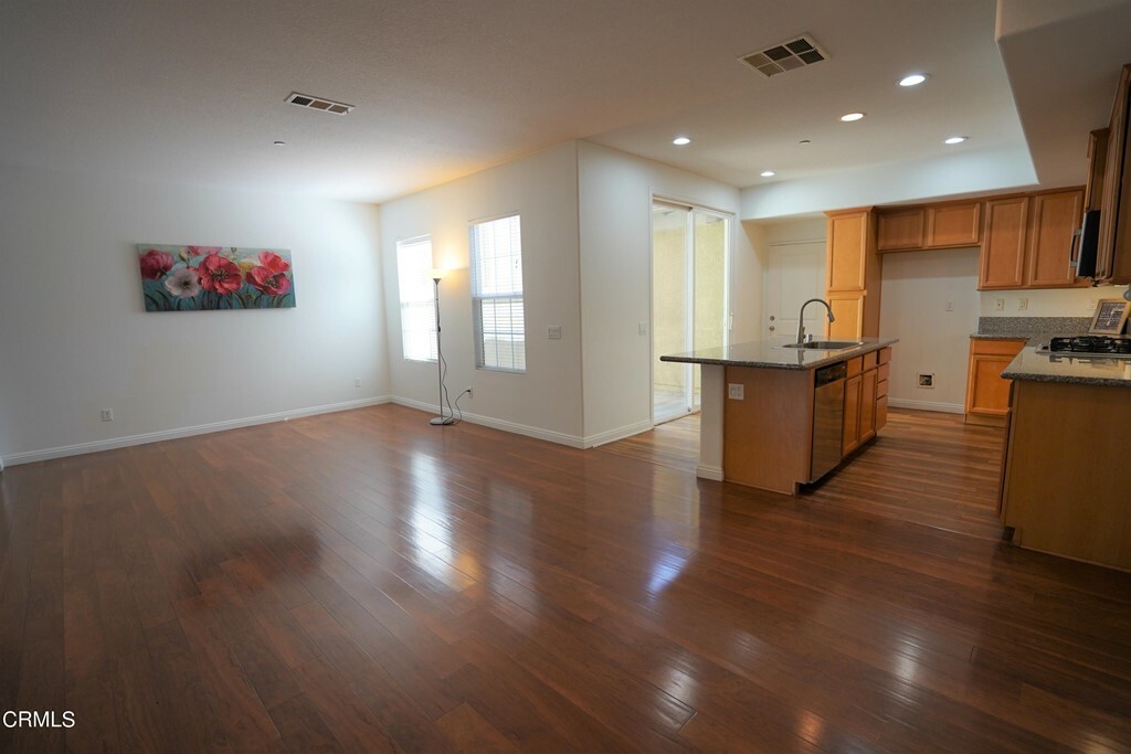 Property Photo:  312 Elk River Place  CA 93036 