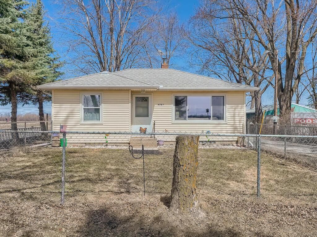 Property Photo:  4787 220th Street W  MN 55024 