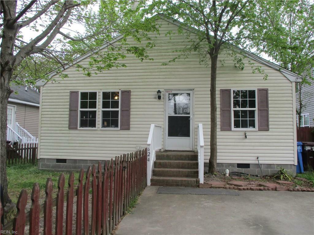 Property Photo:  624 Post Avenue  VA 23324 