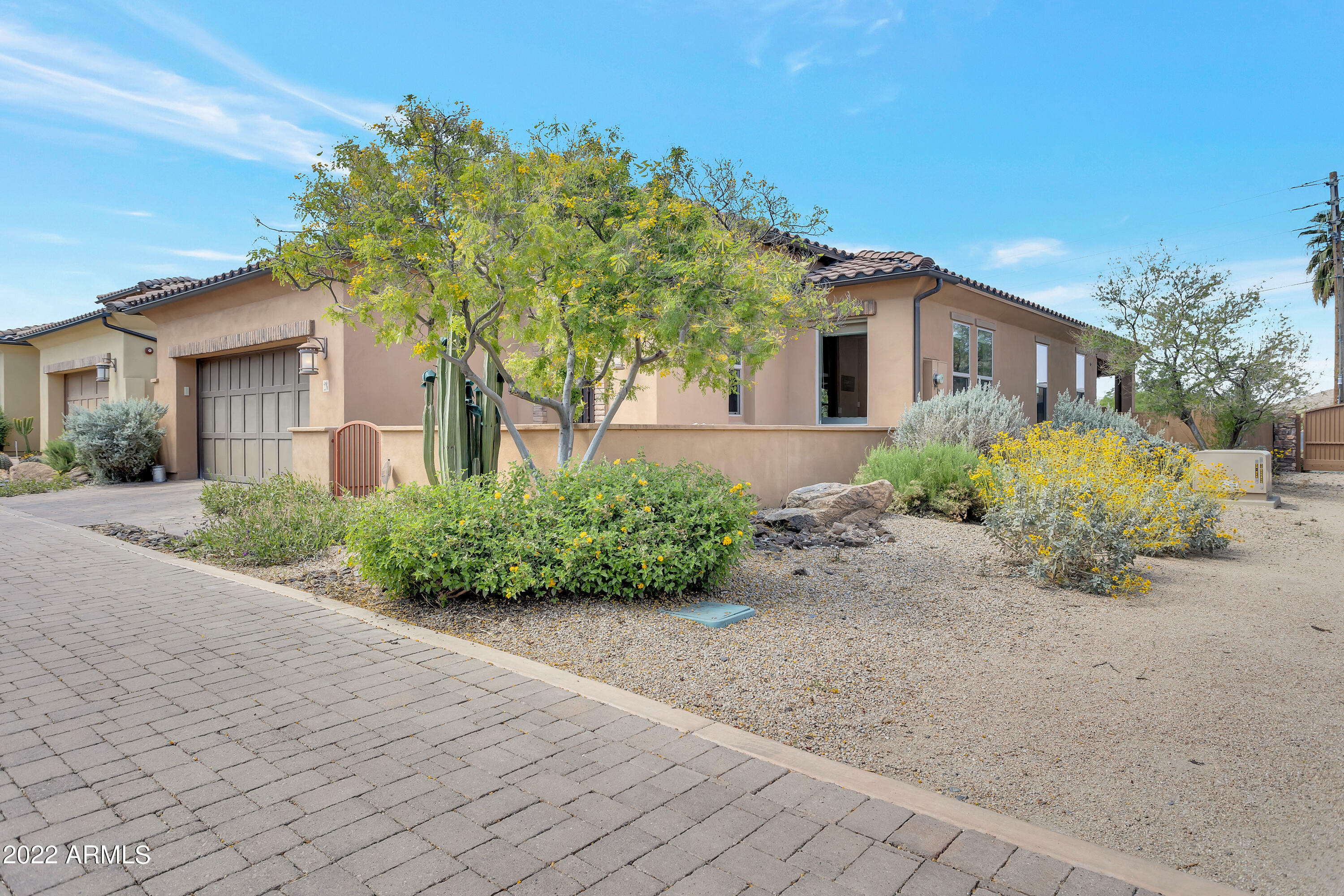 Property Photo: 6231 E Mark Way 28 AZ 85331