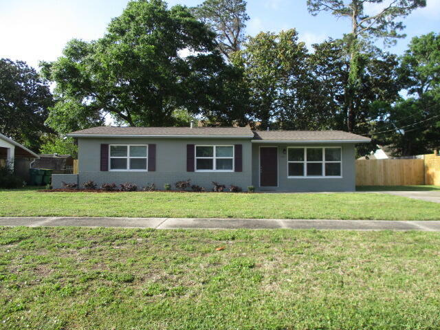 Property Photo:  261 S Lorraine Drive  FL 32569 