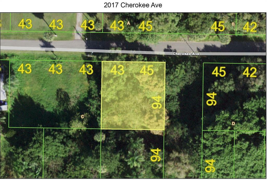 Property Photo:  2017 Cherokee Avenue  FL 33950 