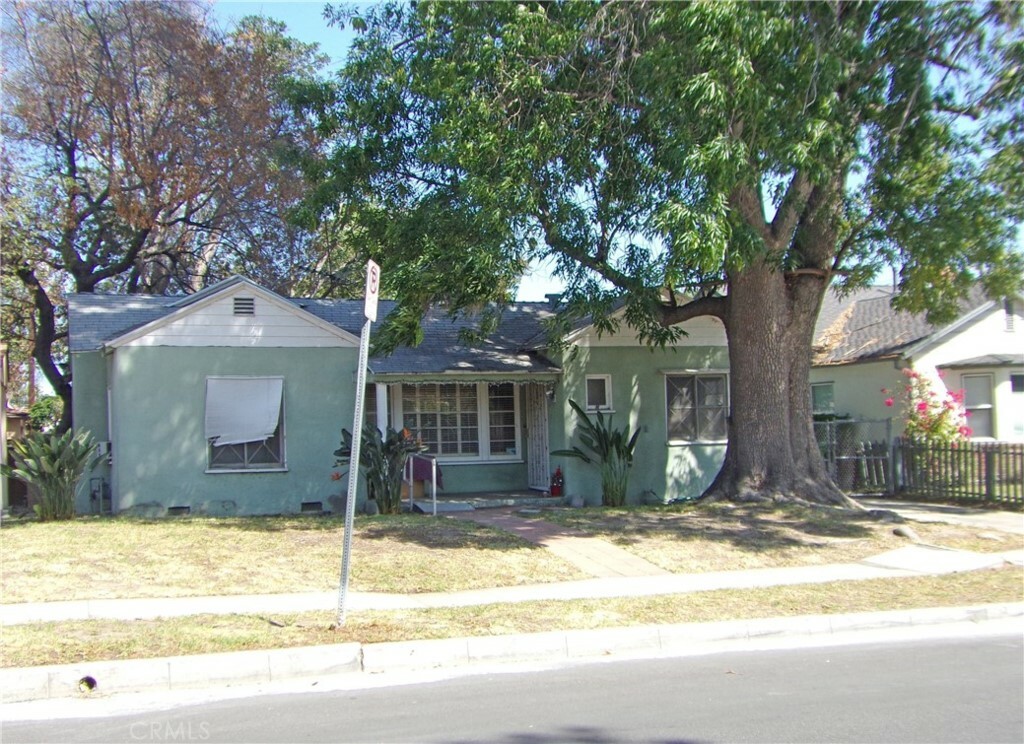 5818 Irvine Avenue  North Hollywood CA 91601 photo