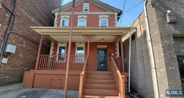 Property Photo:  552 Valley Brook Avenue 1  NJ 07071 