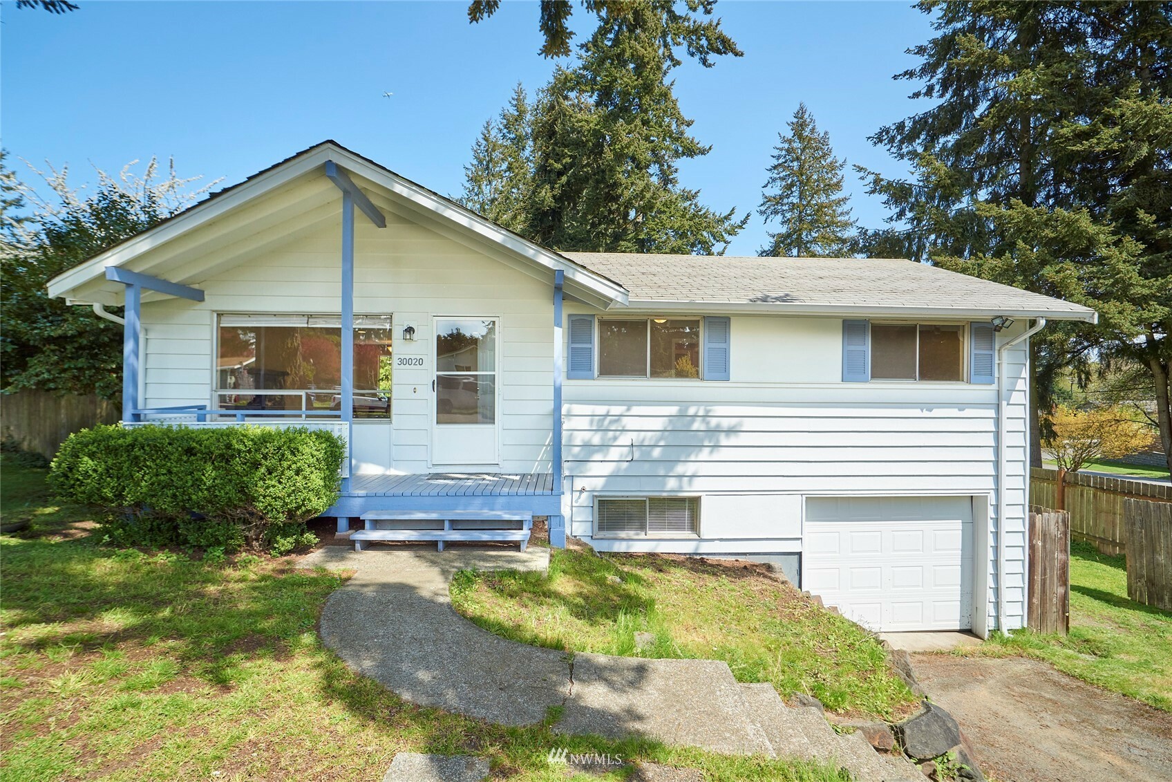 Property Photo:  30020 3rd Avenue S  WA 98003 