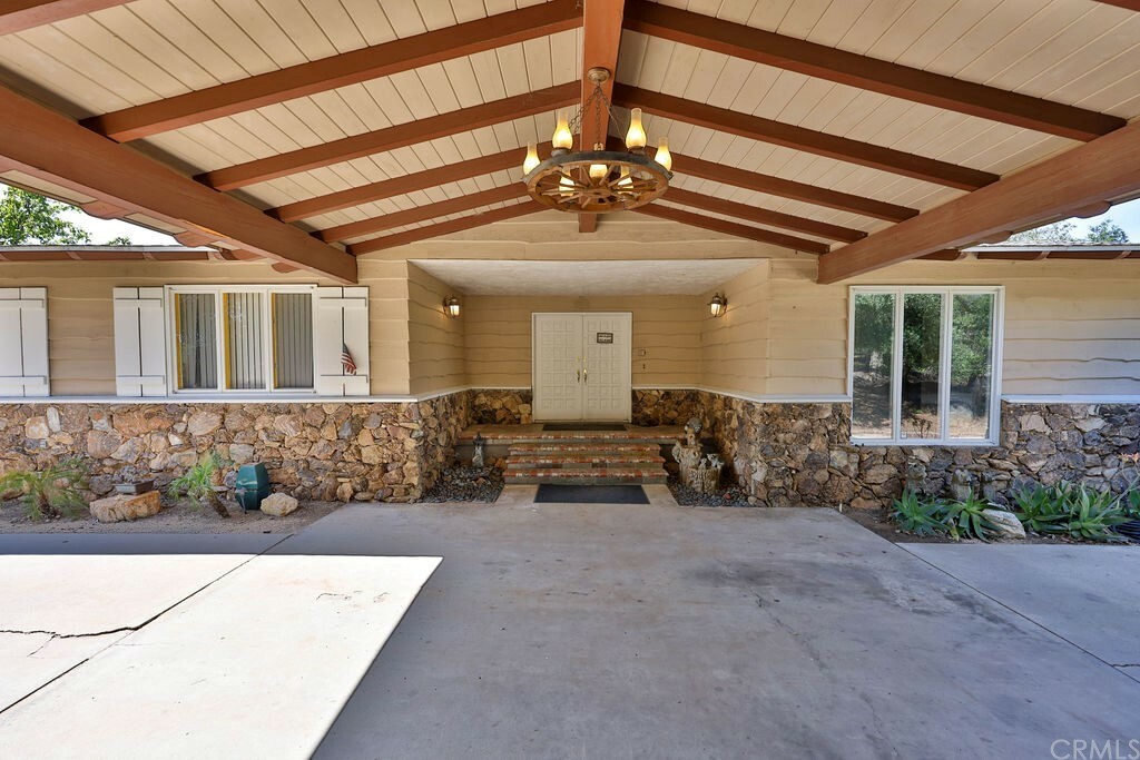 Property Photo:  2951 Via Viejas  CA 91901 