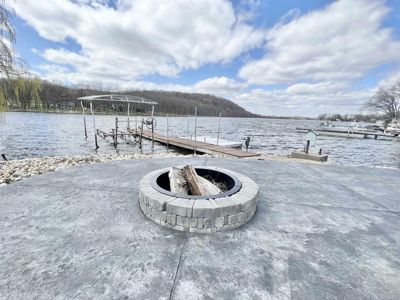 Property Photo:  2860 South Riverside Dr  WI 53511 