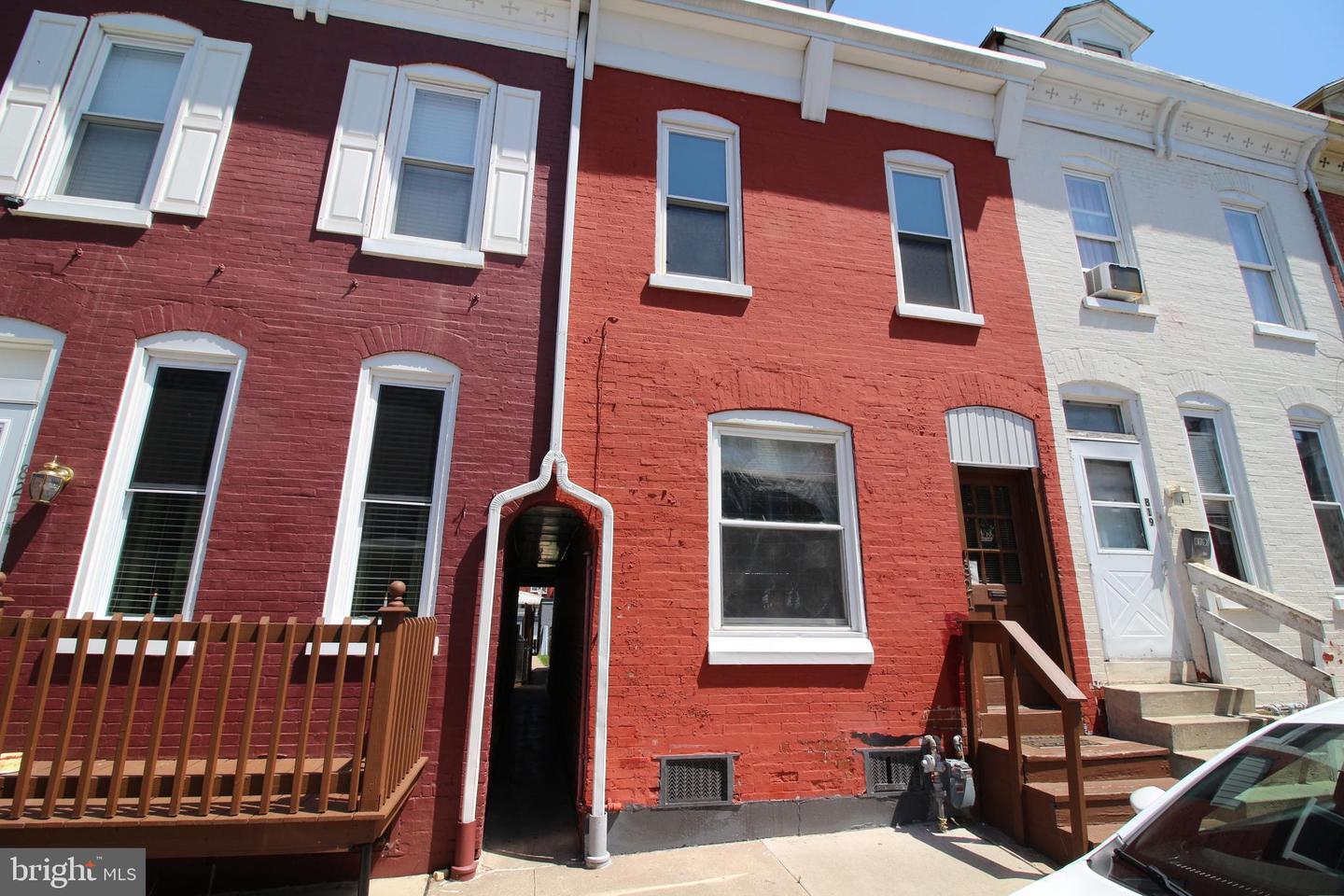 Property Photo: 821 Gordon Street PA 19601