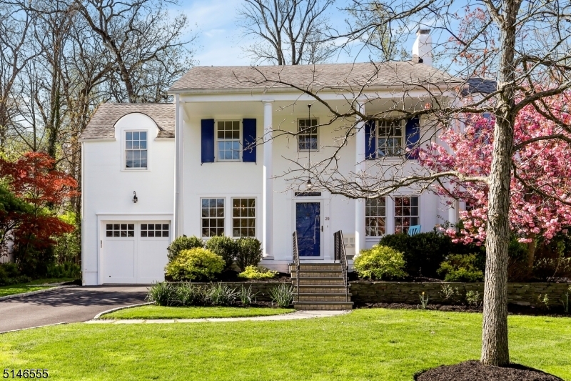 Property Photo: 20 Blackburn Pl NJ 07901