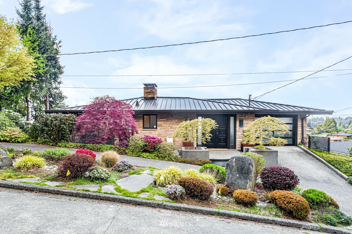 Property Photo:  8837 39th Avenue SW  WA 98136 