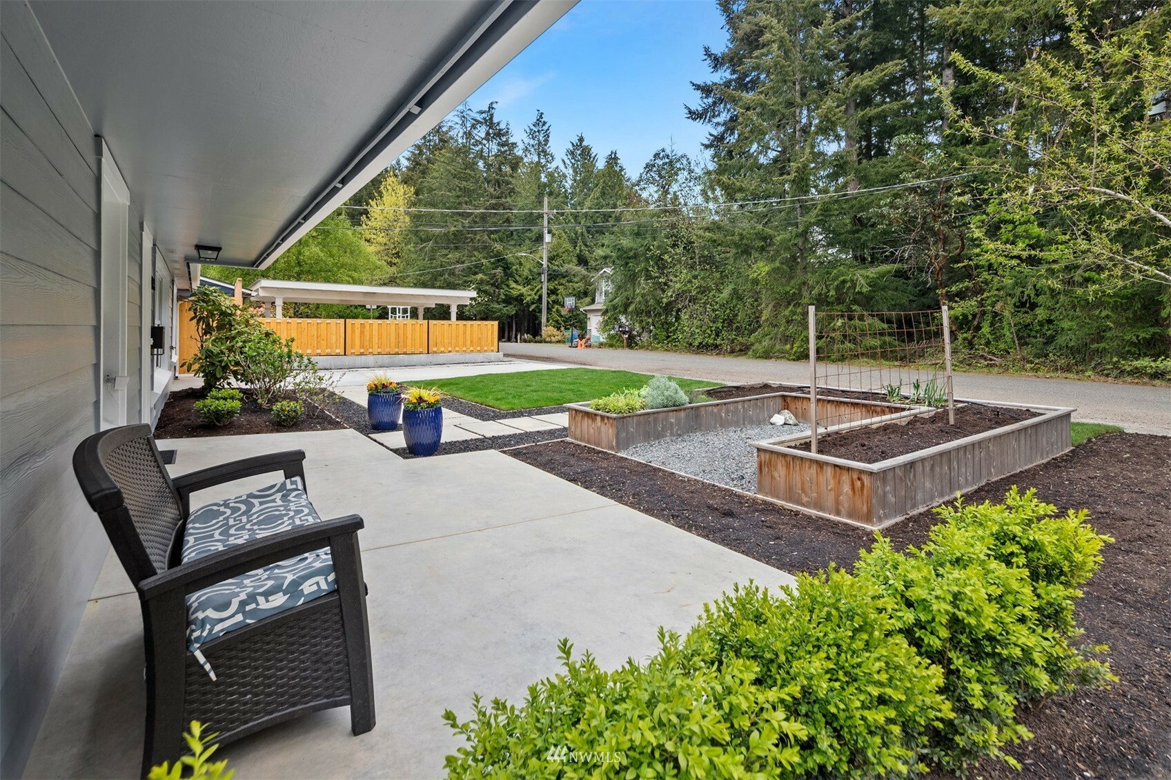 Property Photo:  14741 23rd Avenue NE  WA 98155 