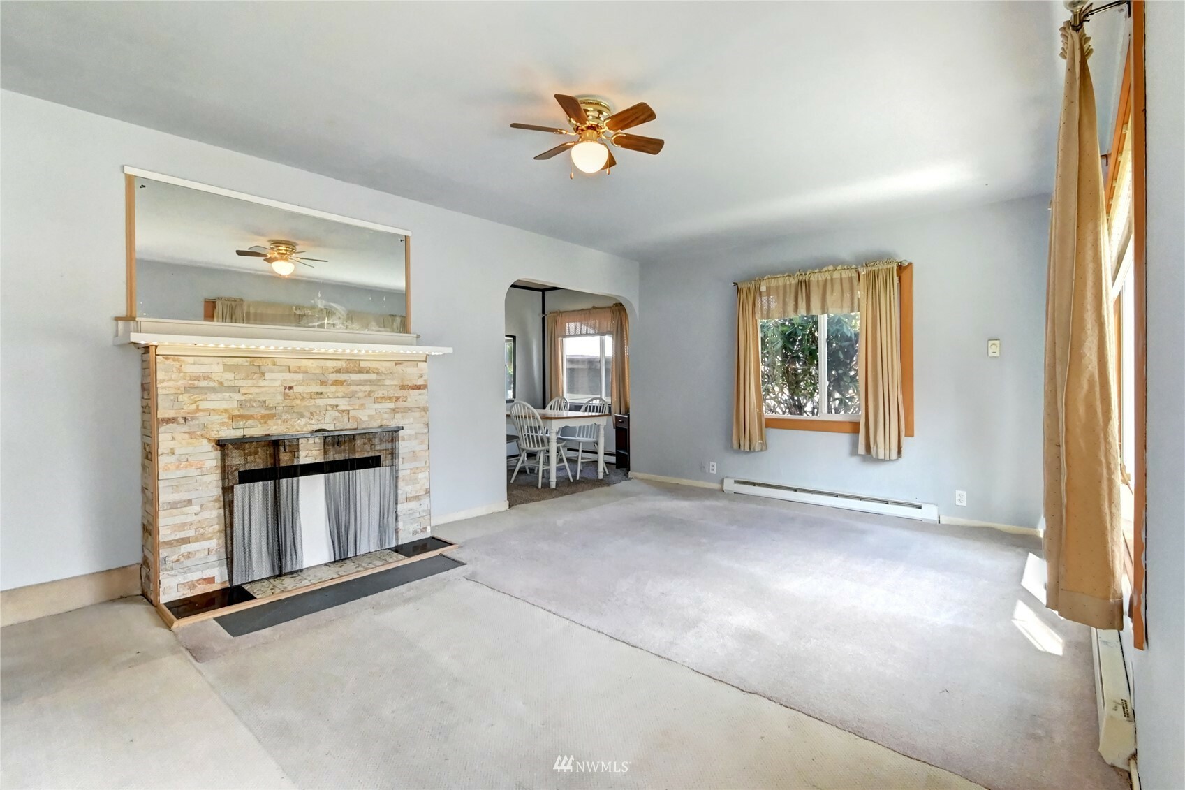 Property Photo: 6932 Carson Road WA 98203