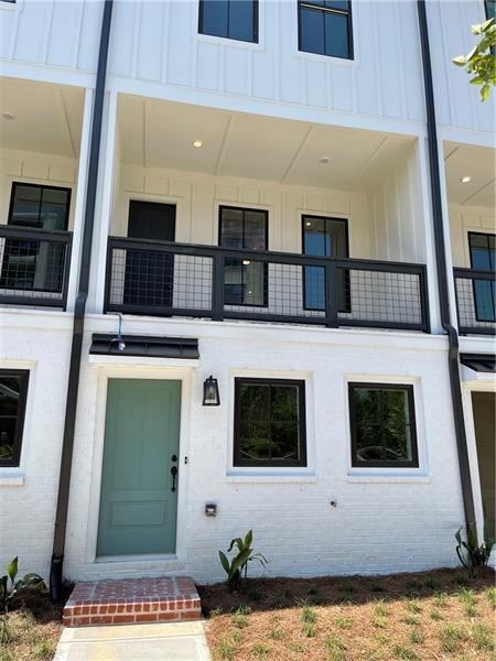 Property Photo: 1245 Cushenberry Lane GA 30318