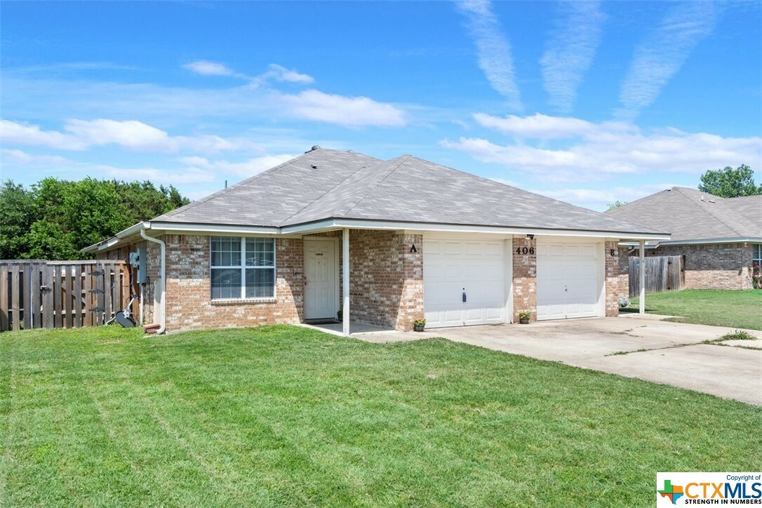 Property Photo:  406 W Dale Avenue A&Ampb  TX 76559 