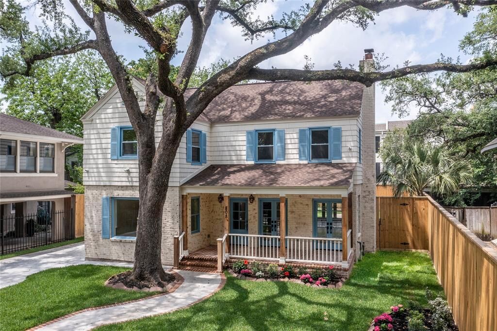 Property Photo: 808 Hawthorne Street TX 77006