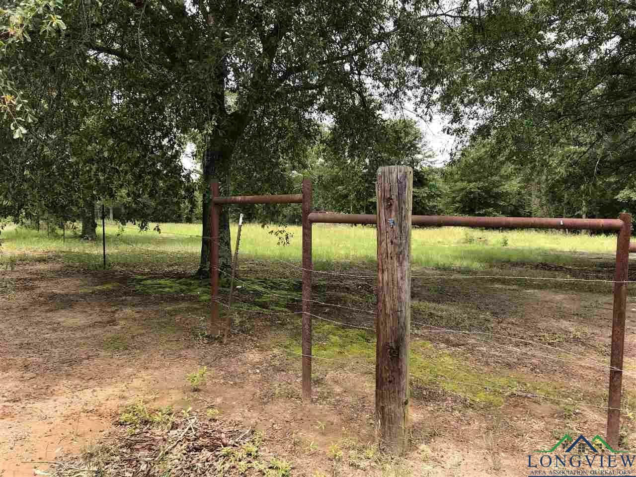 4486 S State Highway 155  Gilmer TX 75644 photo
