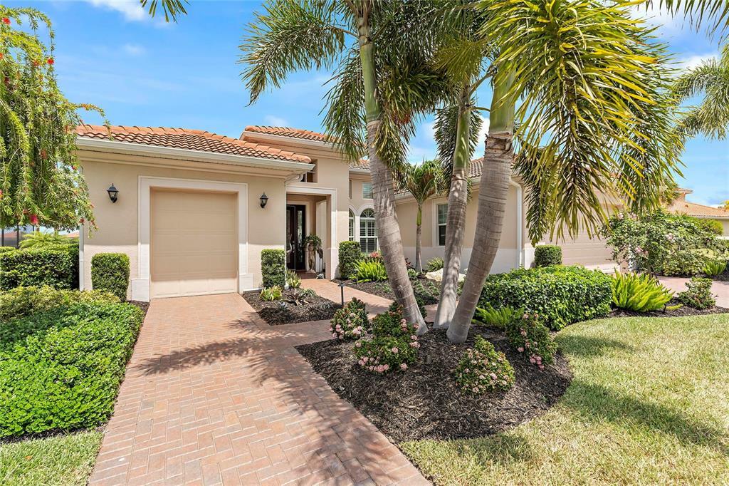 Property Photo:  197 Valenza Loop  FL 34275 