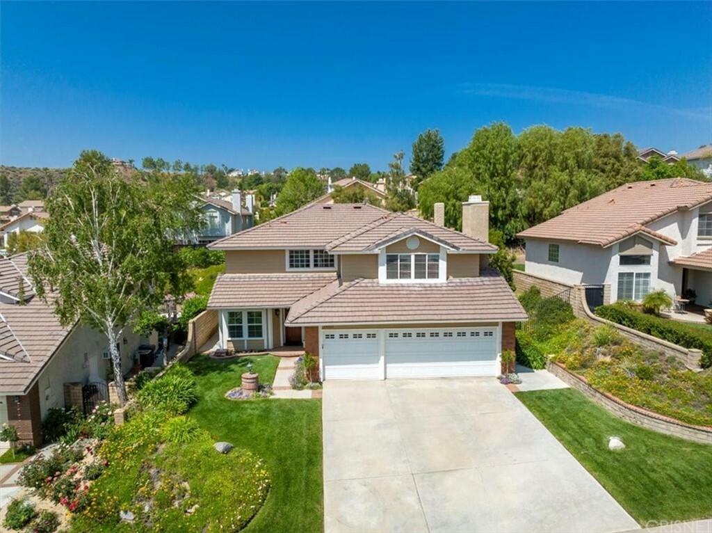 Property Photo:  28325 Easton Lane  CA 91350 