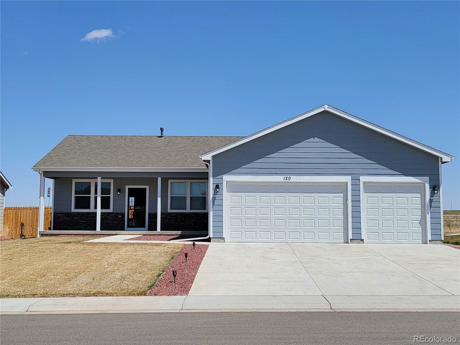 Property Photo:  120 S 4th Avenue  CO 80105 