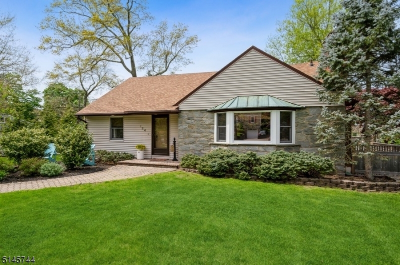 Property Photo: 124 Ridgedale Ave NJ 07940