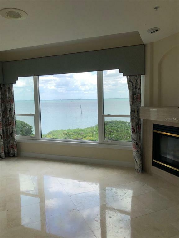 Property Photo:  340 Gulf Of Mexico Drive 116  FL 34228 