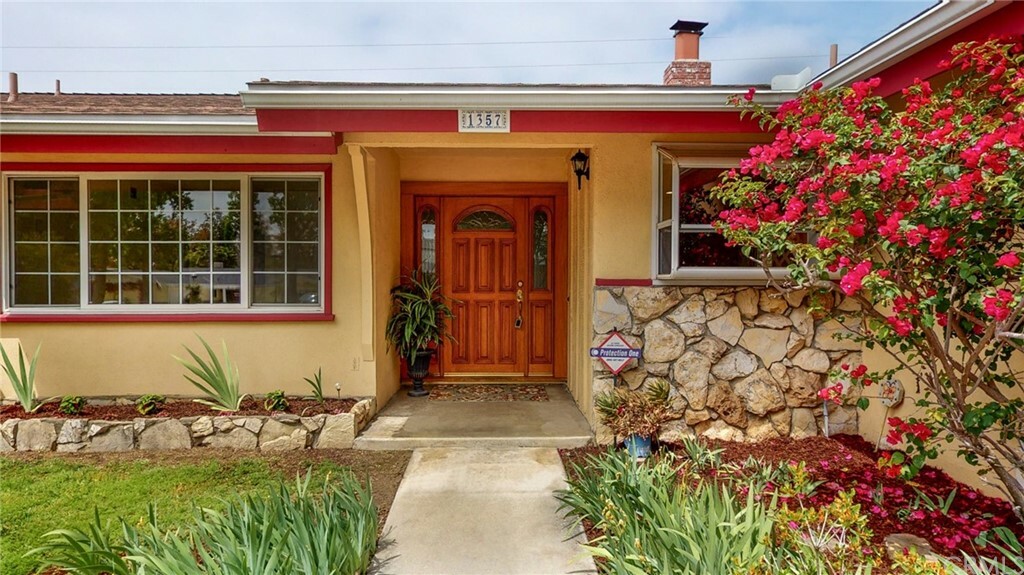 Property Photo:  1357 N Laurel Avenue  CA 91786 