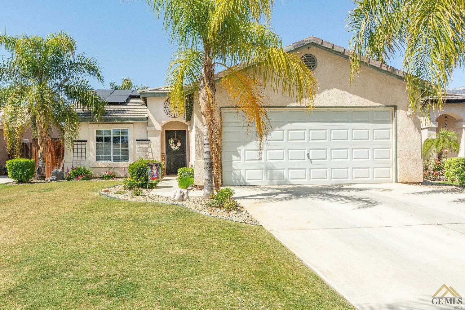 Property Photo:  330 Fern Meadow Drive  CA 93308 