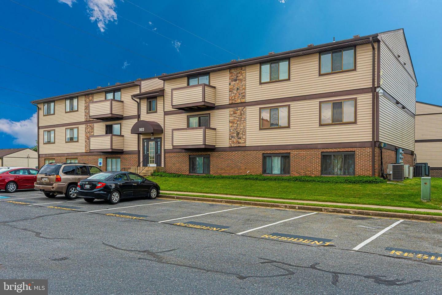 Property Photo: 993 Heather Ridge Drive K 5K MD 21702