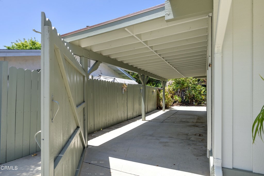 Property Photo:  1065 S Mobil Avenue  CA 93010 