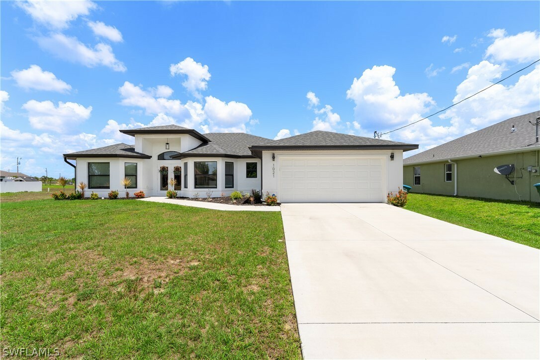 Property Photo: 1021 NE 36th Terrace FL 33909