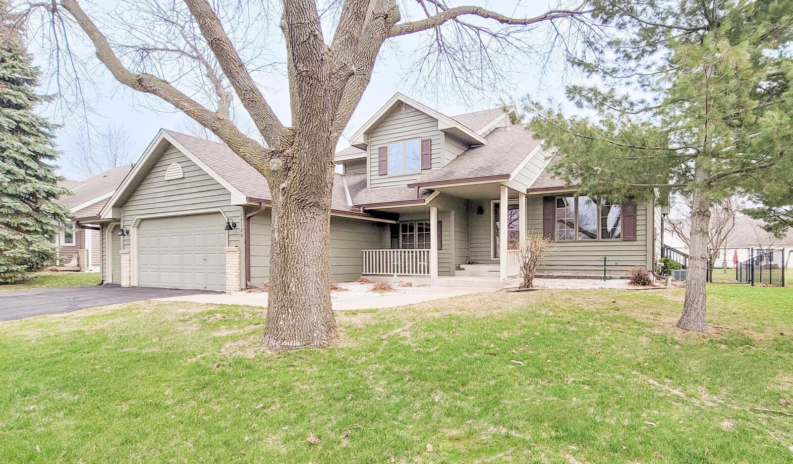Property Photo:  17120 Fieldcrest Avenue  MN 55024 