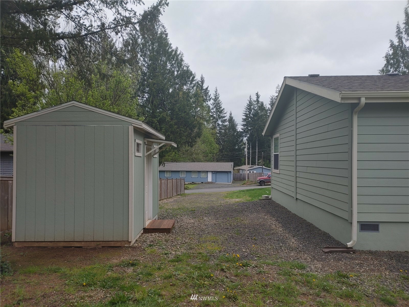 Property Photo:  2260 E Crestview Drive  WA 98584 