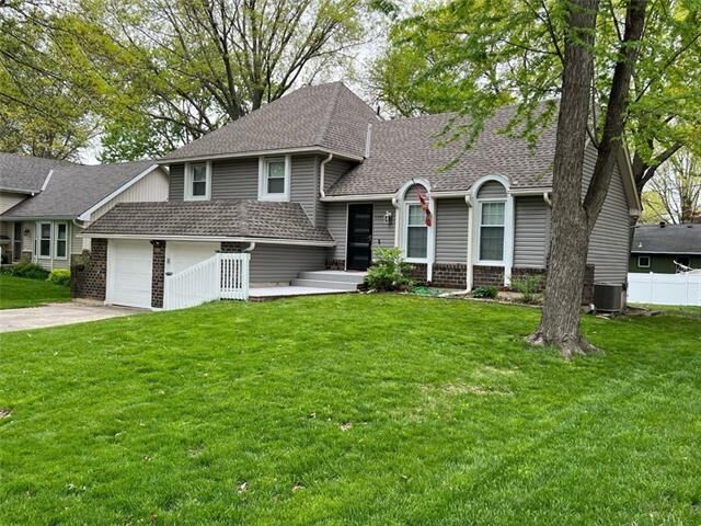 Property Photo: 12418 W 100th Street KS 66215