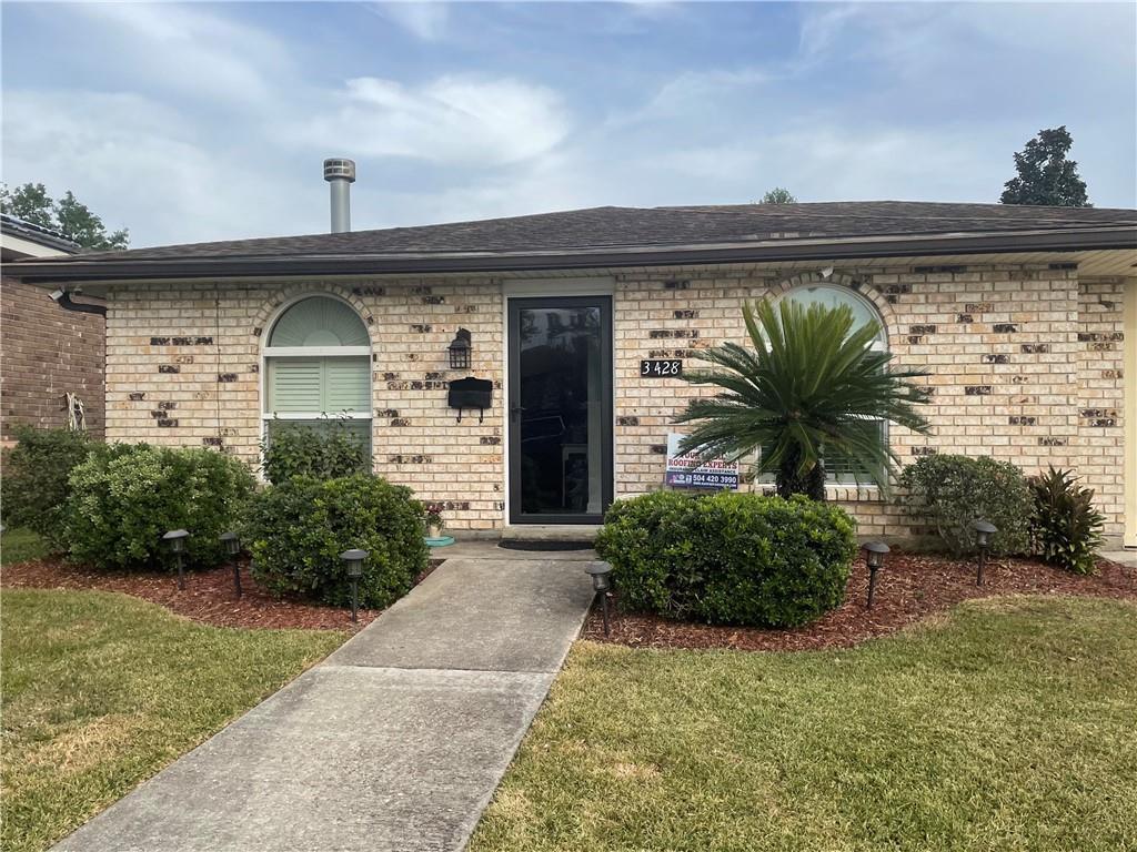Property Photo: 3428 E Loyola Drive LA 70065