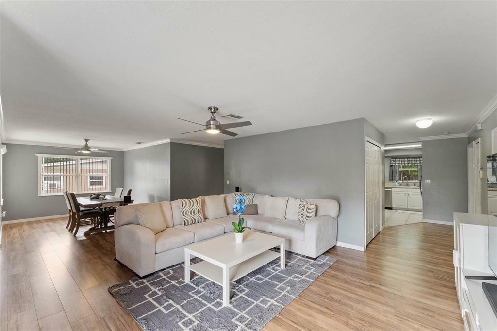 Property Photo:  128 S Palm Drive  FL 33844 