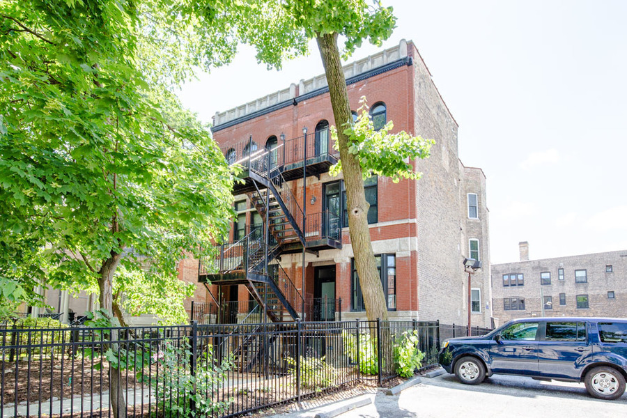 Property Photo: