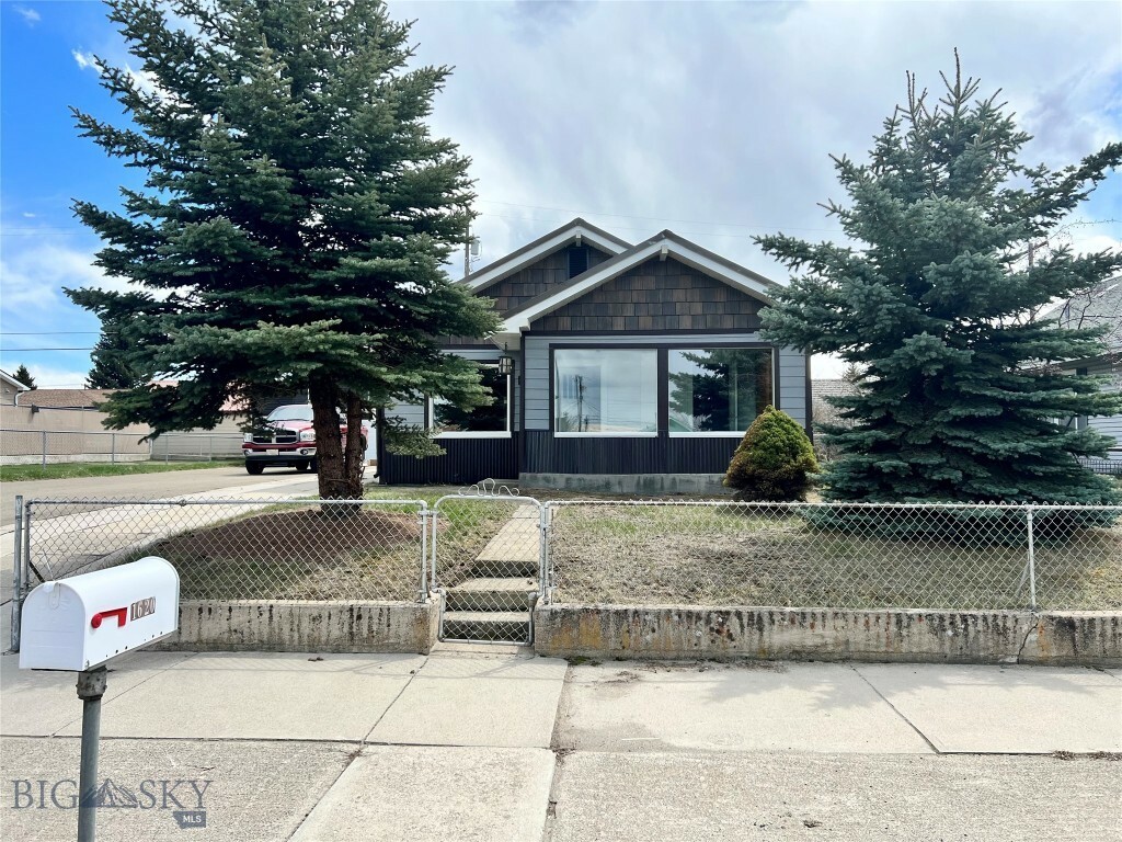 Property Photo:  1620 Dewey  MT 59701 