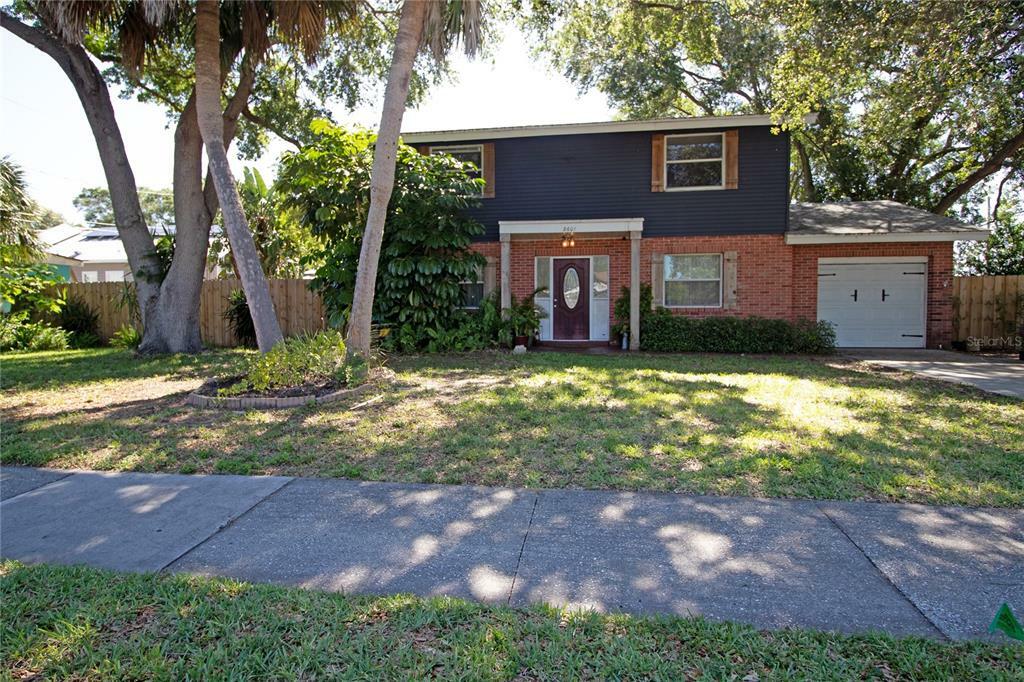 Property Photo:  8601 94th Street  FL 33777 