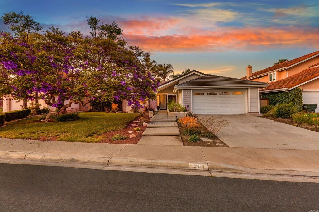 Property Photo:  1159 Casa Bonita Way  CA 92081 