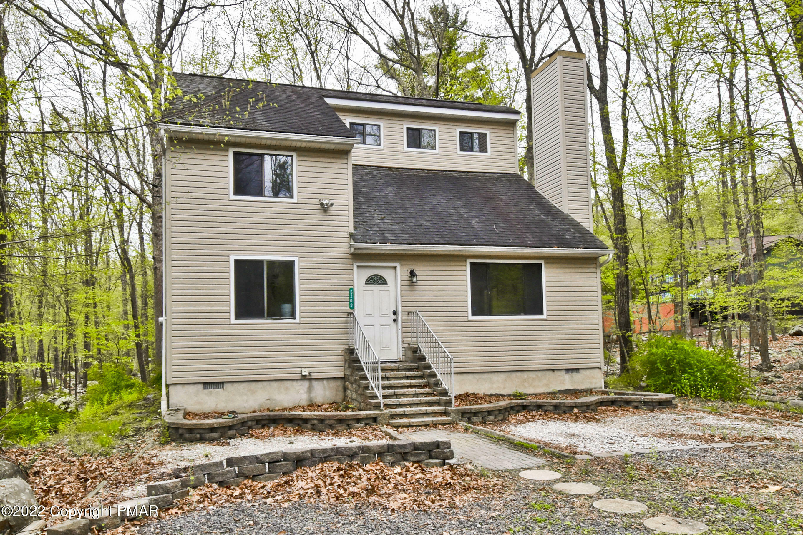 Property Photo:  5209 Nature View Road  PA 18301 