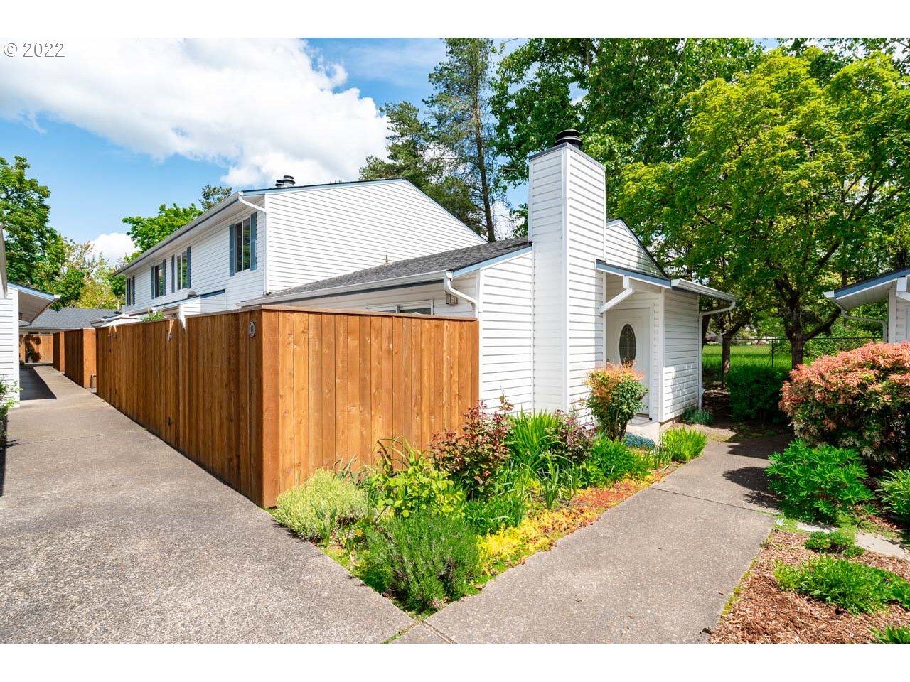 Property Photo: 28740 SW Parkway Ave C-1 OR 97070