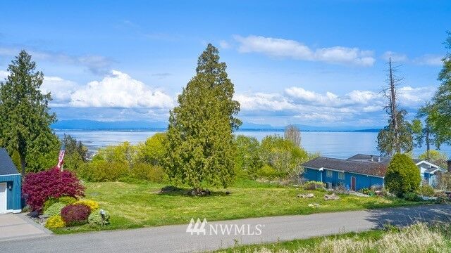 Property Photo:  2149 Wicklow Place  WA 98281 