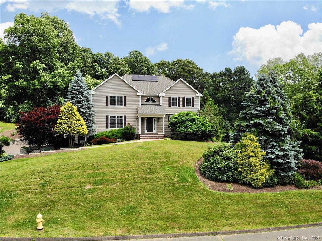 Property Photo:  25 Hedgefield Court  CT 06477 